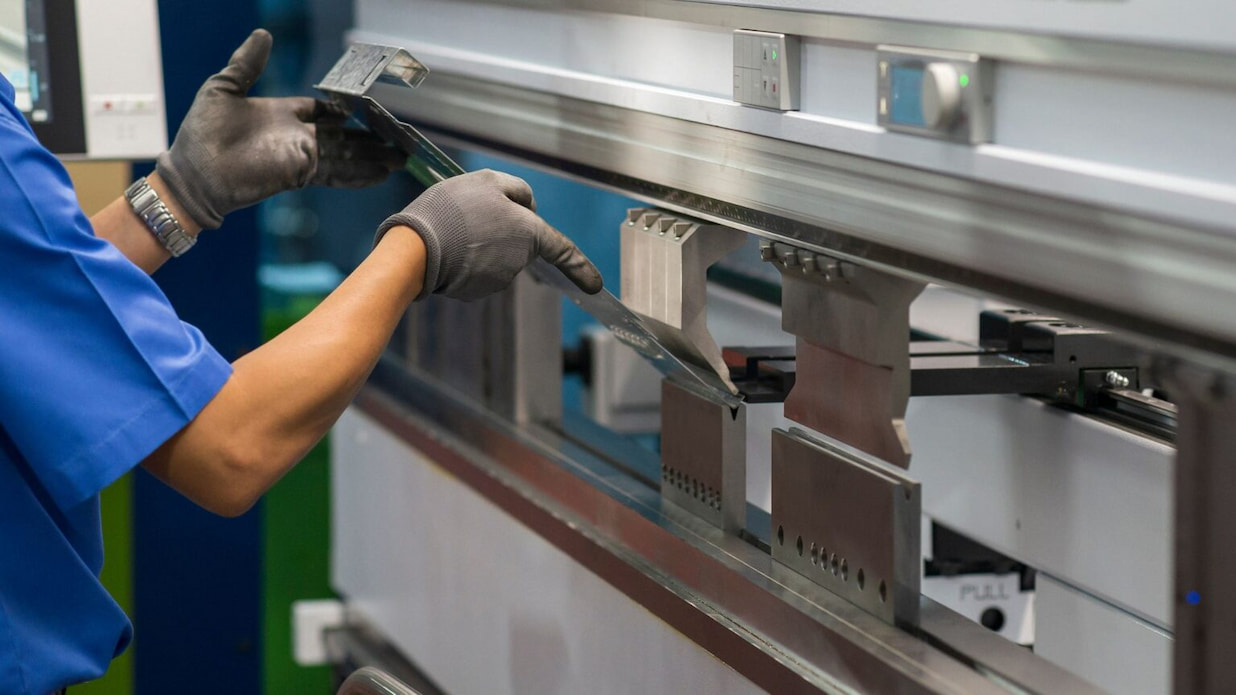 Quelles sont les bases de la flexion sur une machine à flexion?